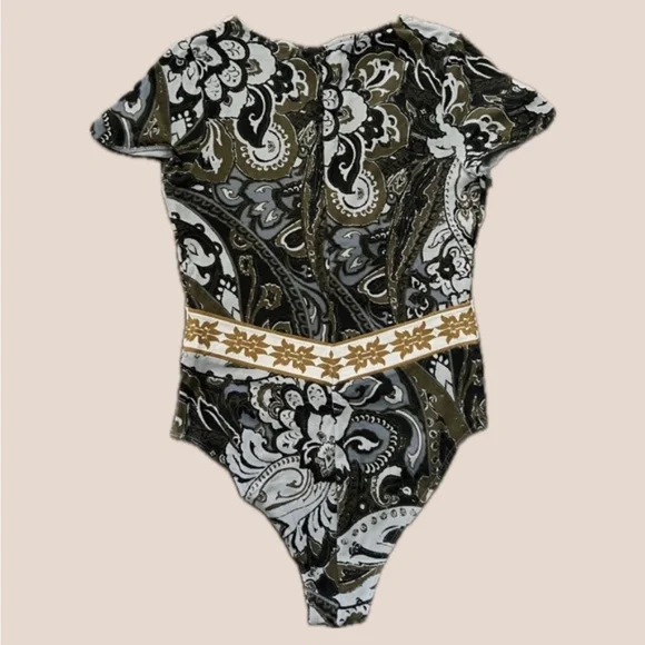 Like New! ✵☽Free People☾✵ Vintage V-Neck Black Gray VNTG Army Bodysuit | Small - Picture 7 of 13